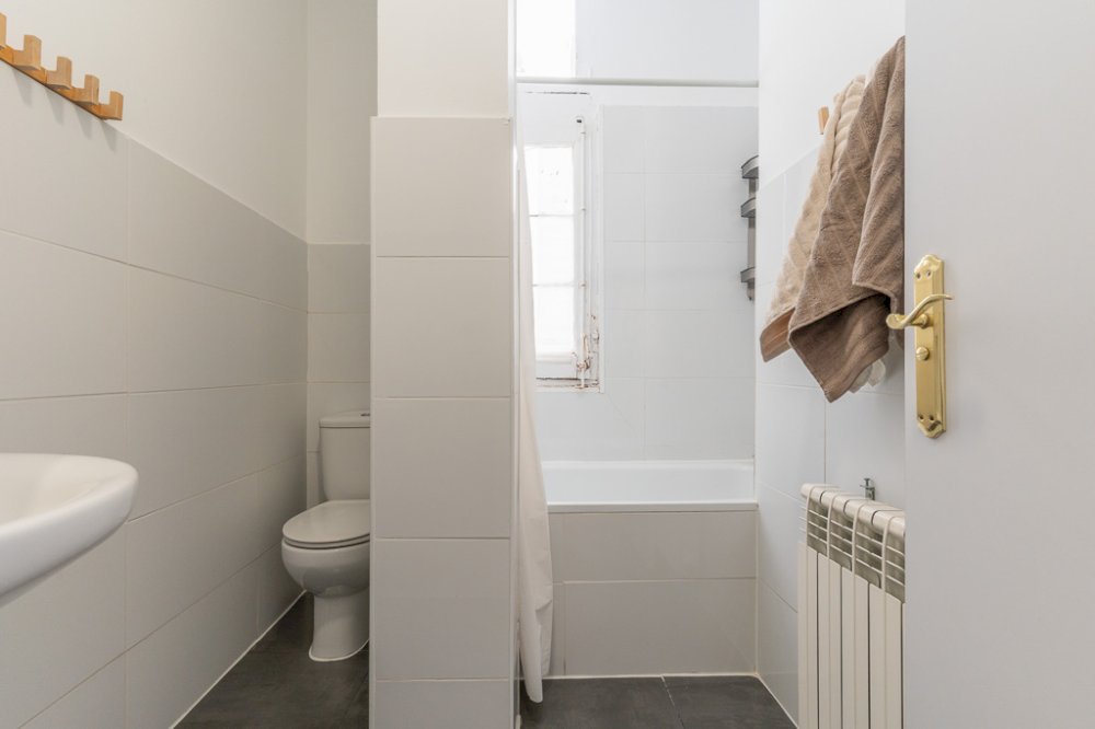 Lovely room in Redondilla Street