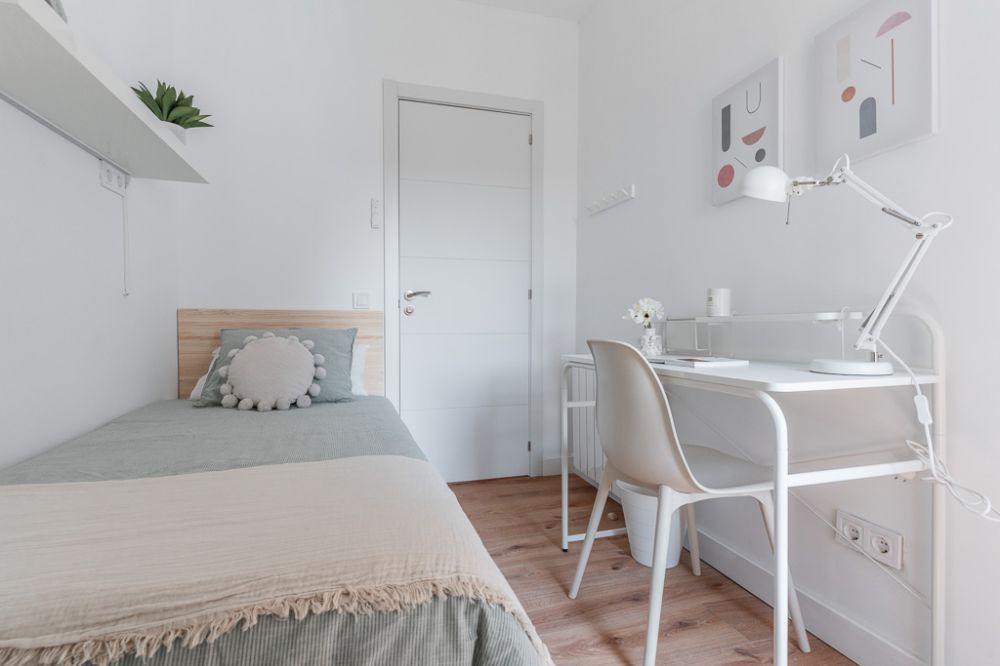 Modern room on Redondilla Street
