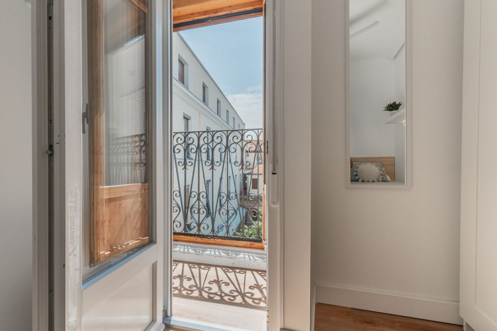 Modern room on Redondilla Street