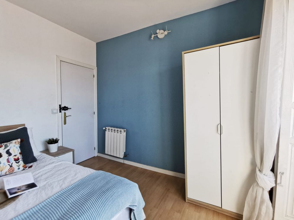 Wonderful room in Redondilla Street