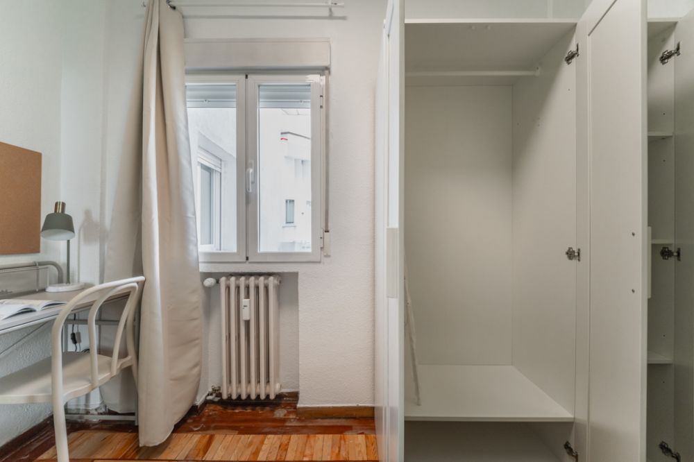 Cozy room in Atocha
