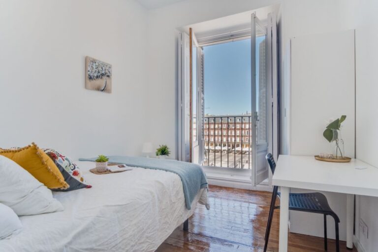 Beautiful exterior room in Plaza Mayor