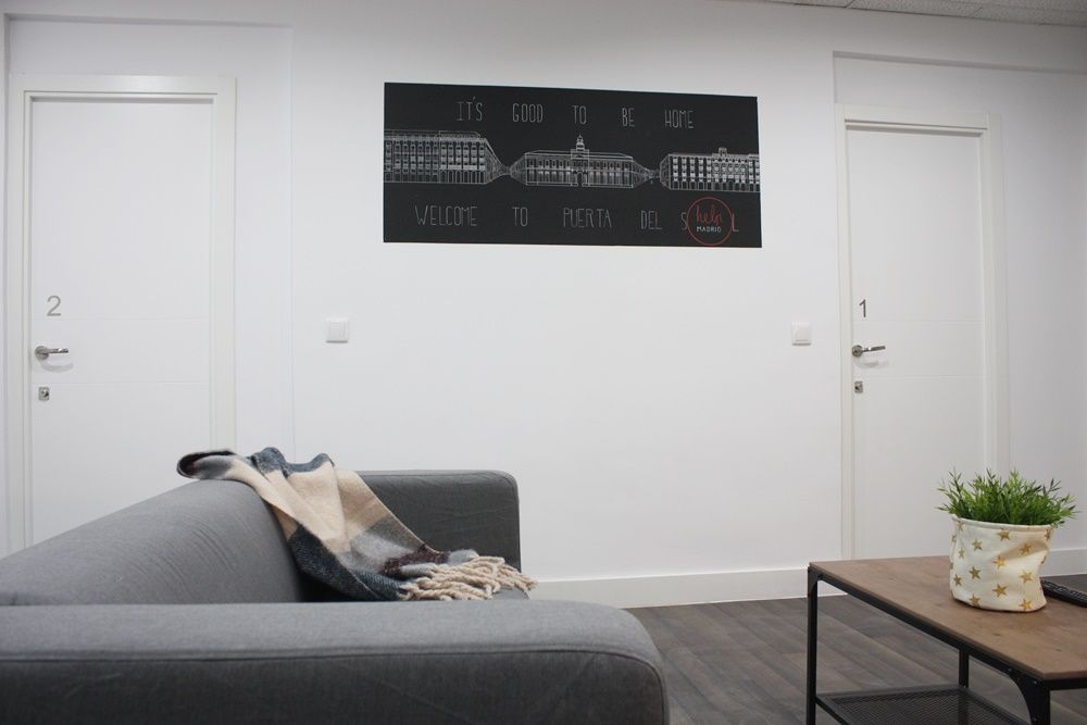 Big double room in Puerta del Sol