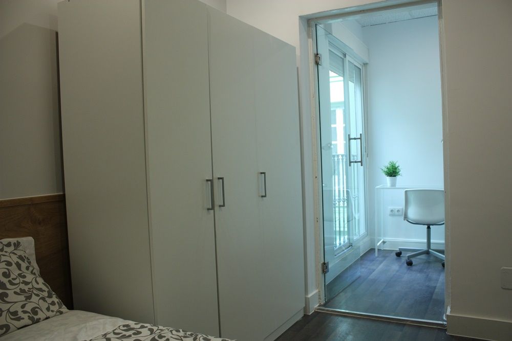 Beautiful room in Sol