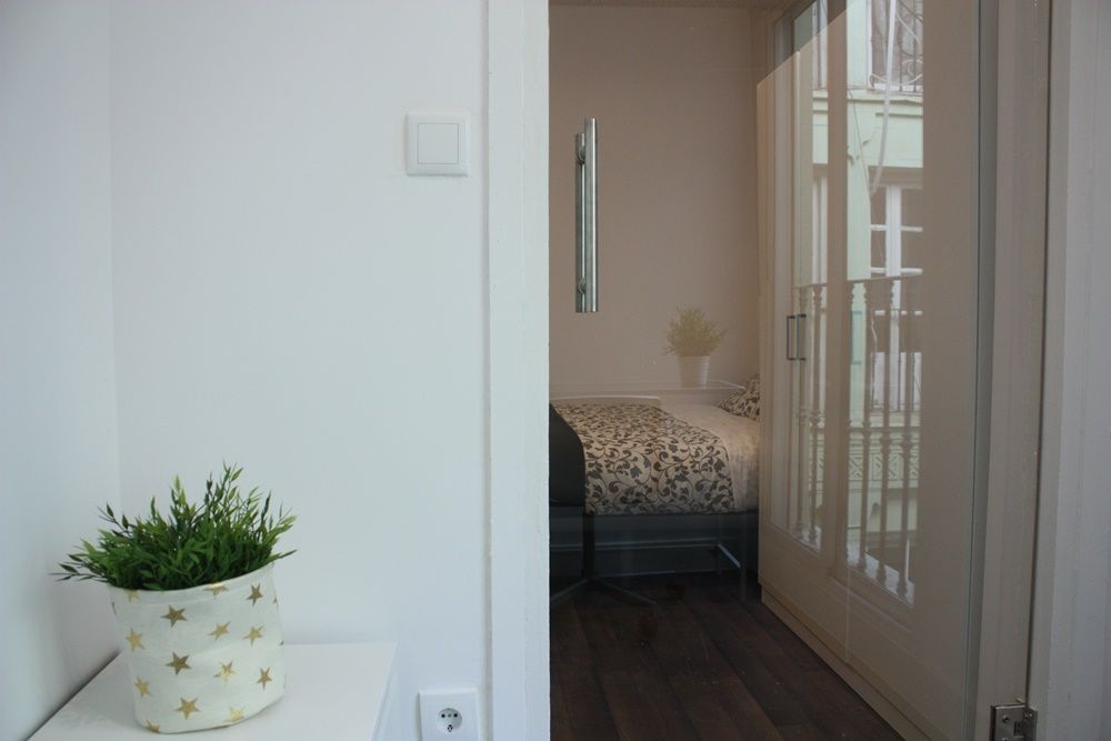 Beautiful room in Sol