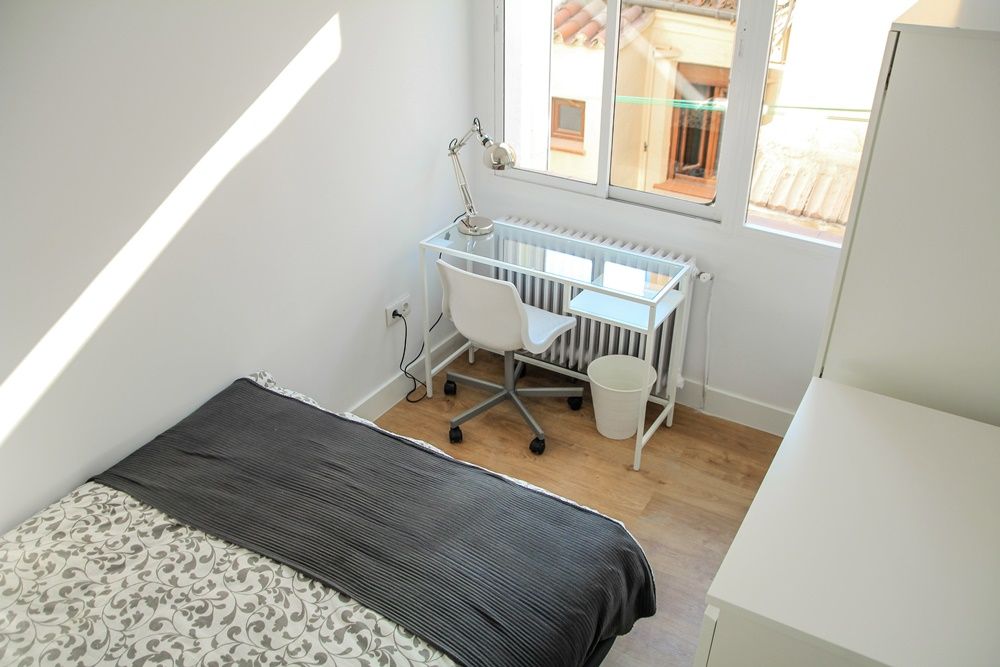 Large room in the centre of Madrid