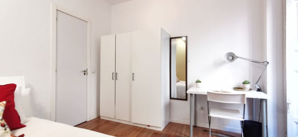 Attractive room in Madrid