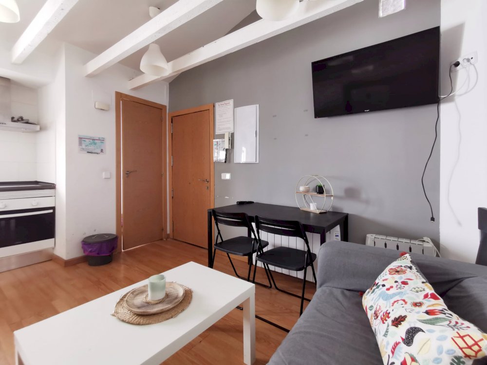 Peaceful room in Madrid