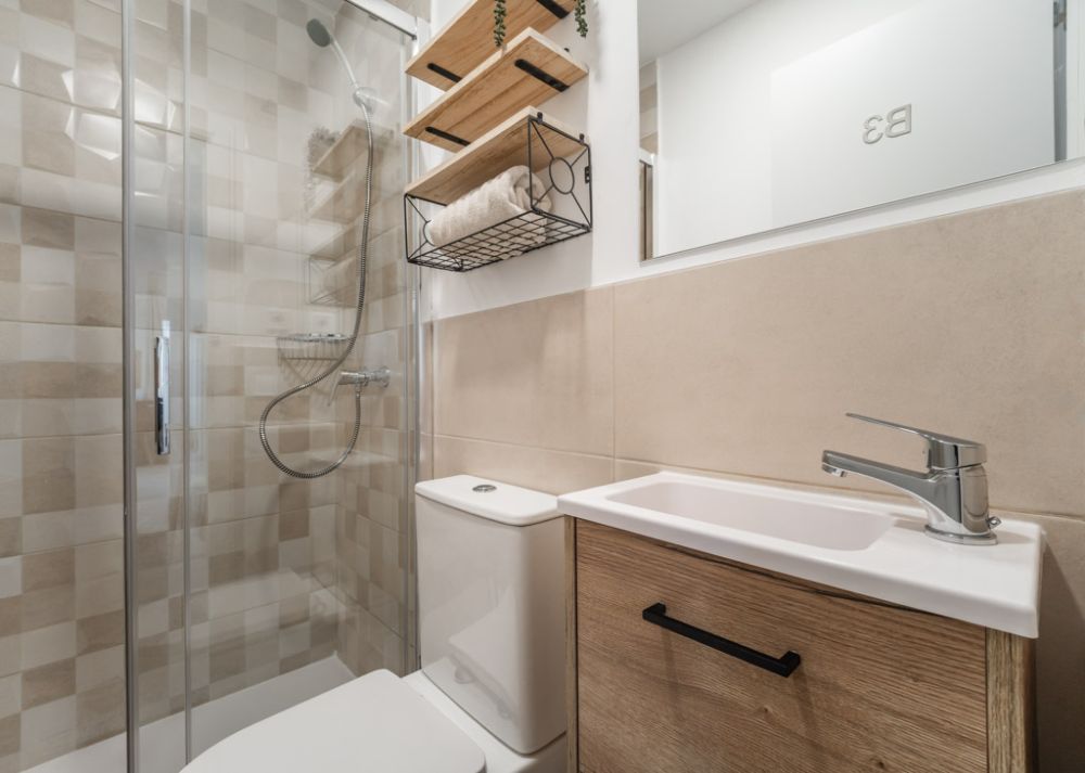 Spacious Double Room in Vallecas