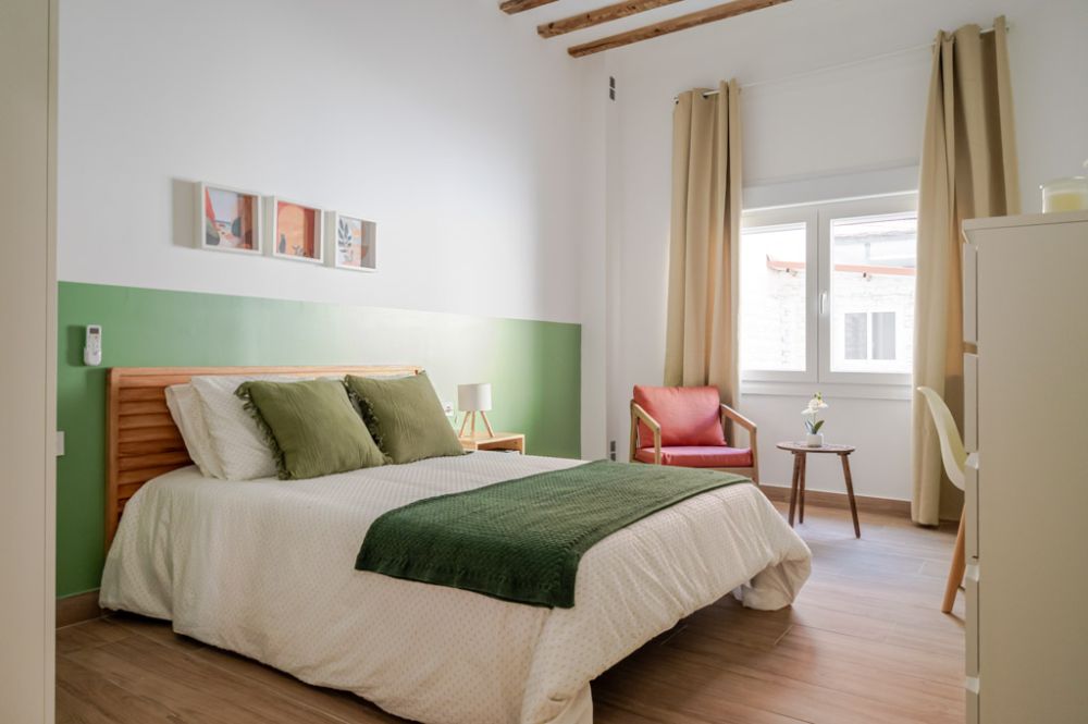 Spacious Double Room in Vallecas