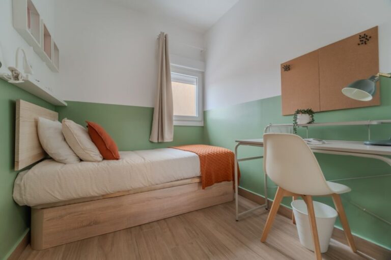 Cozy&nbsp;room&nbsp;in&nbsp;Puente&nbsp;de&nbsp;Vallecas&nbsp;