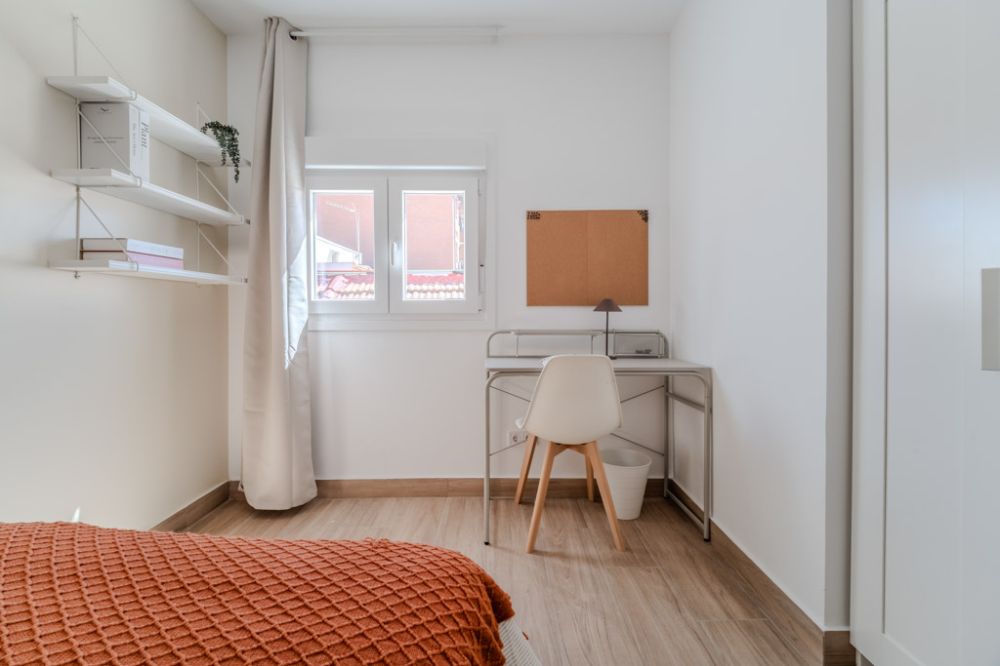 Spacious room in Puente de Vallecas
