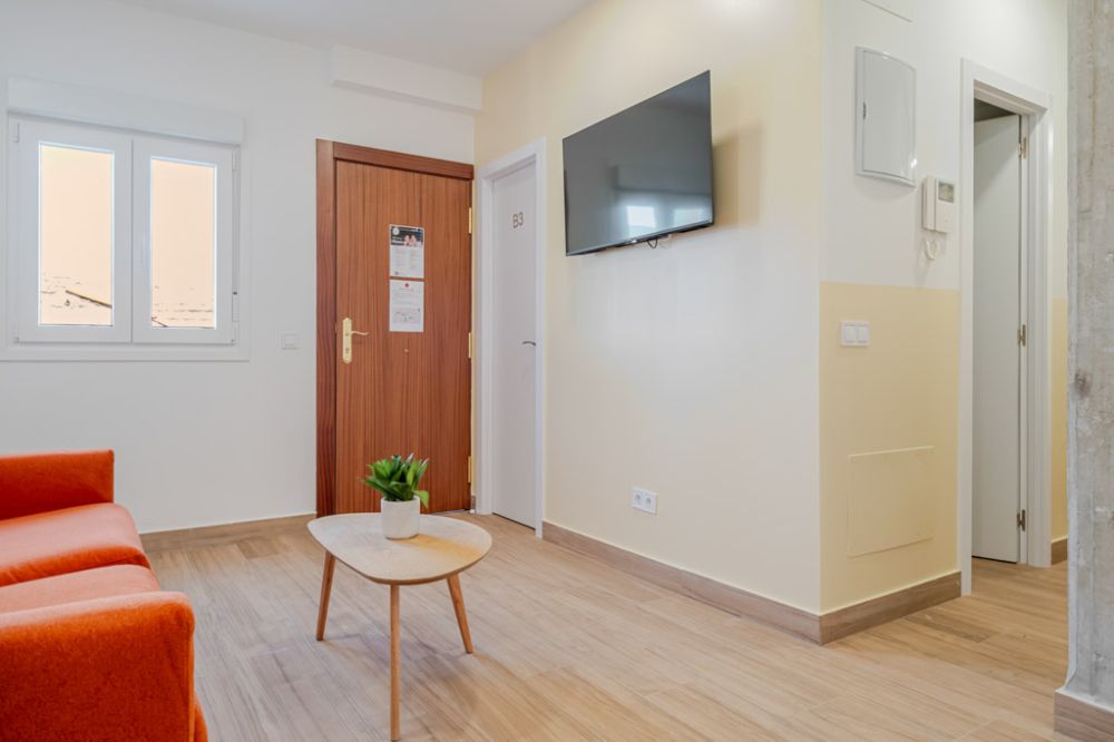 Lovely Room in Vallecas