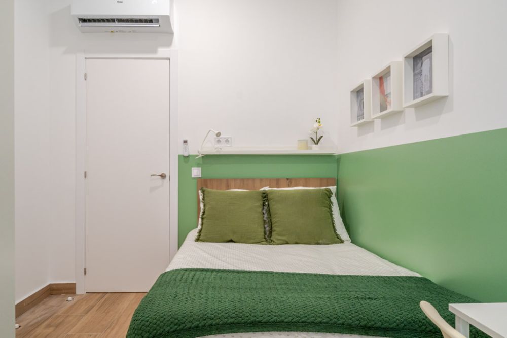 Bright Room in Vallecas