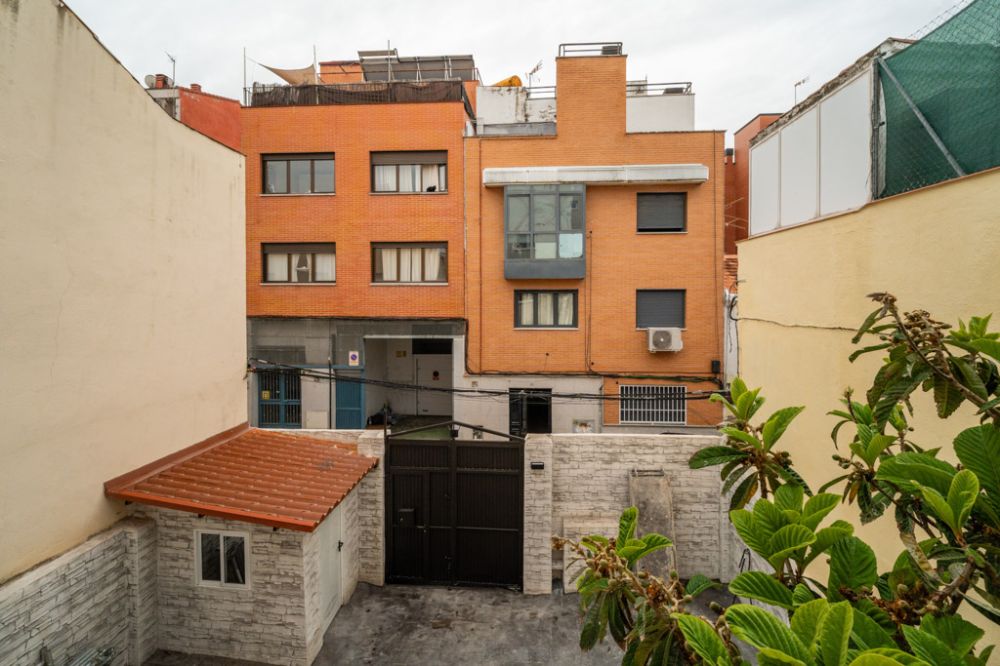 Bright room in Puente de Vallecas