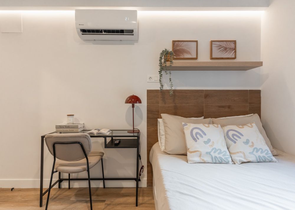 Double en-suite room in Madrid Río