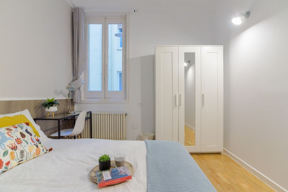 Double room in Valenzuela Street