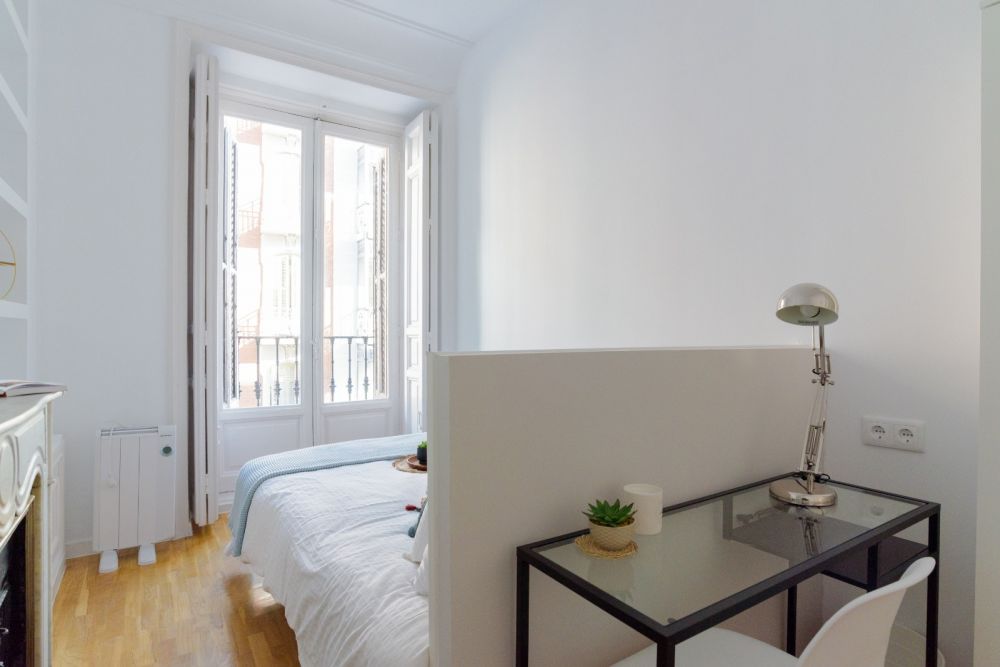 Charming double room in Madrid