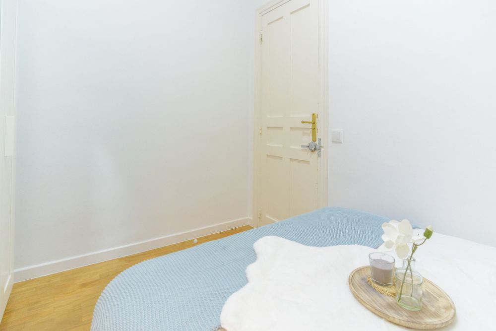 Cozy room in Valenzuela Street