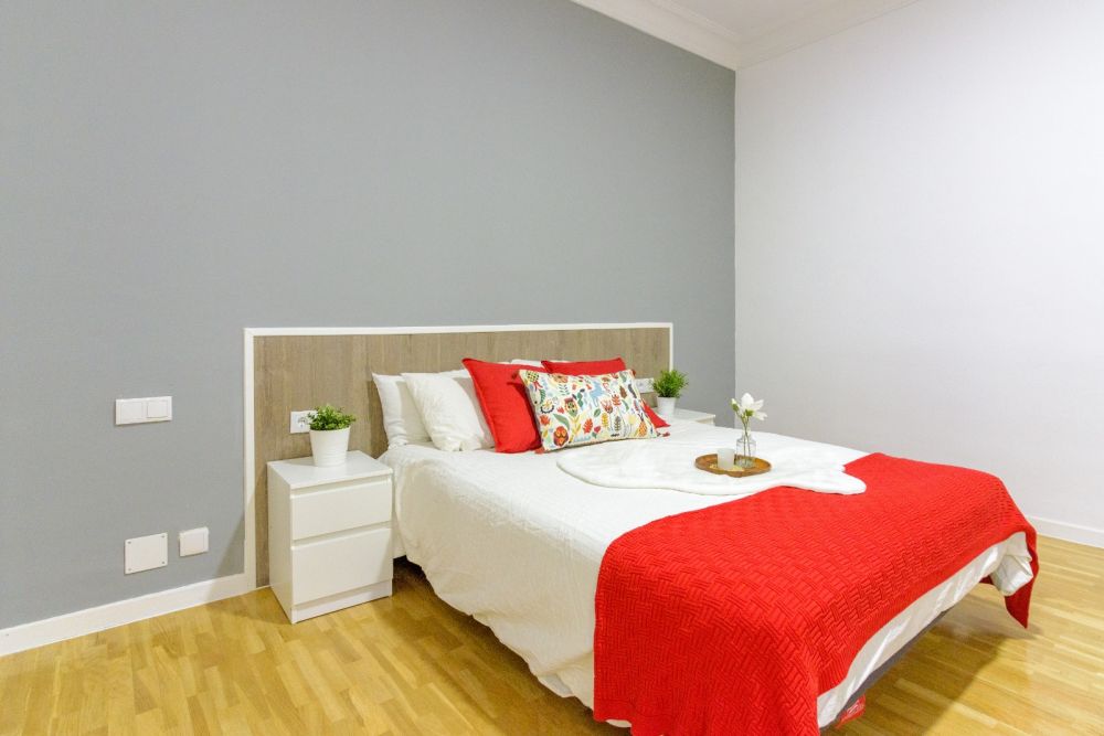 Room with private bathroom in Madrid