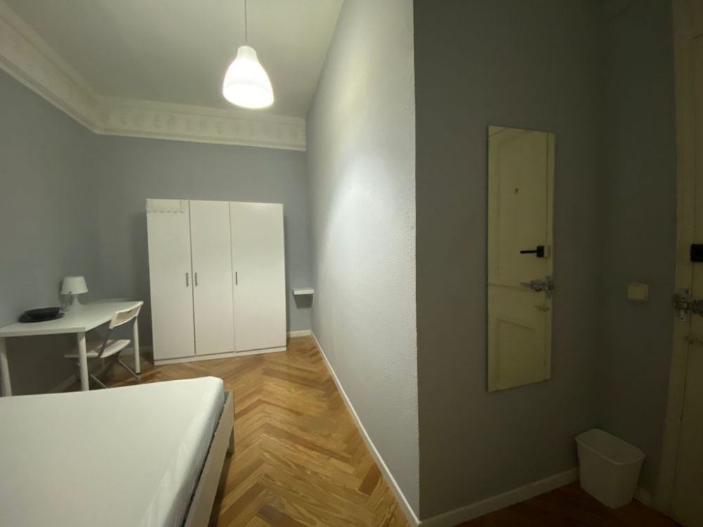 Cozy room in Calle Velázquez