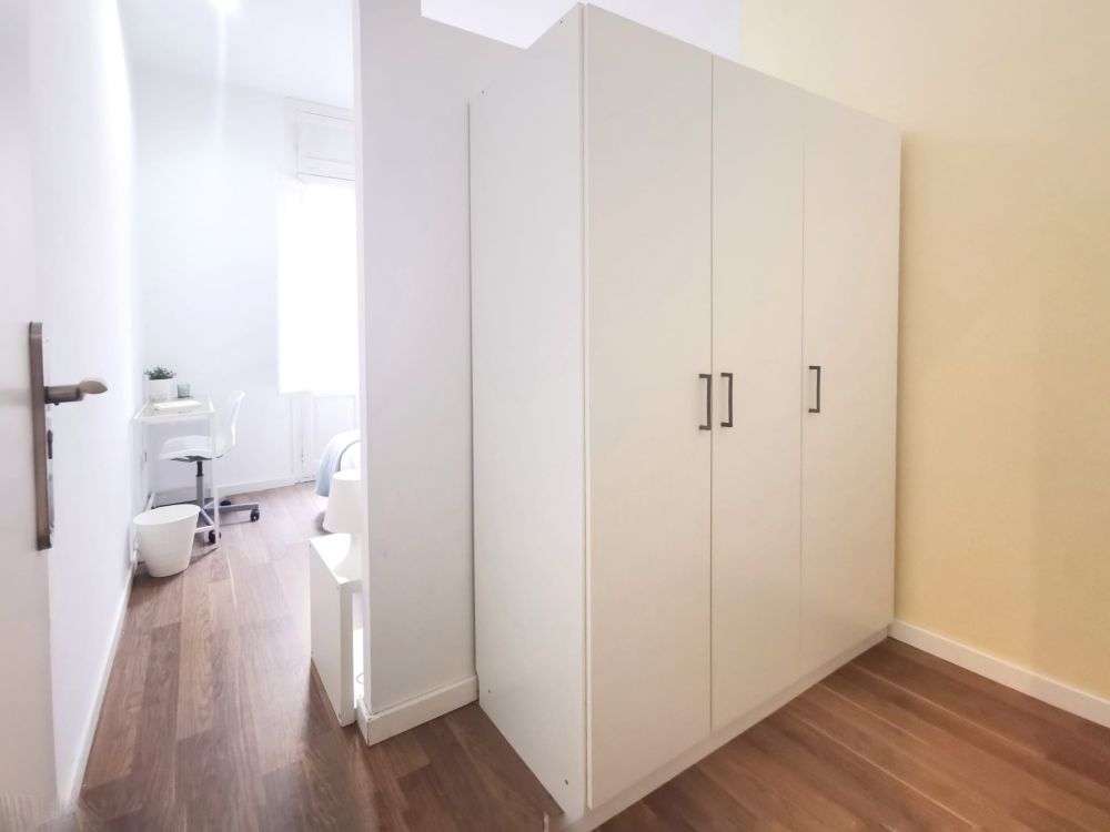 Nice double room in Lavapiés