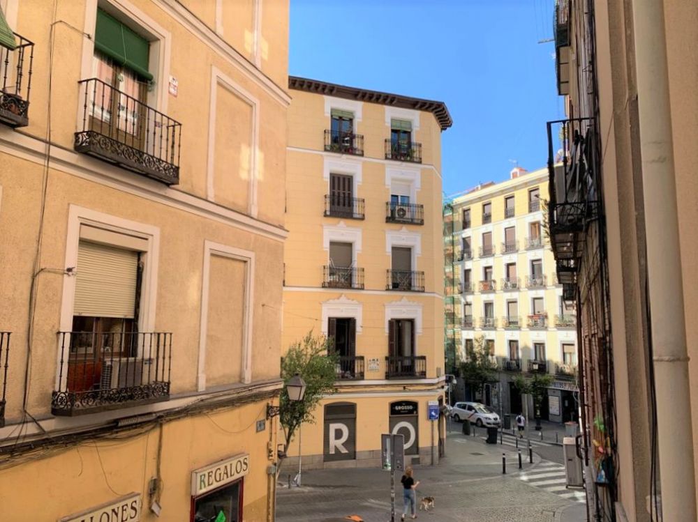 Double room with balcony in Lavapiés