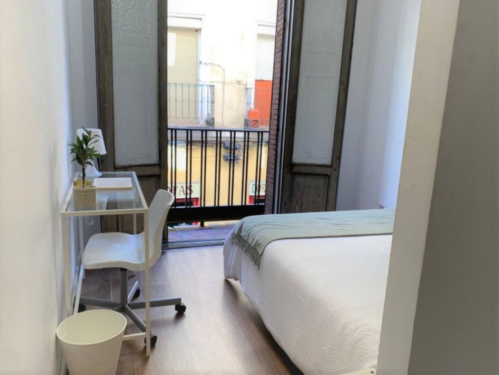 Double room with balcony in Lavapiés
