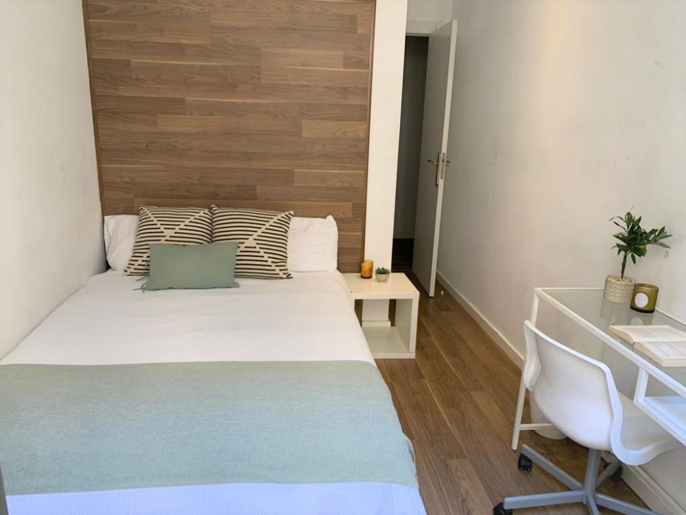 Double room with balcony in Lavapiés