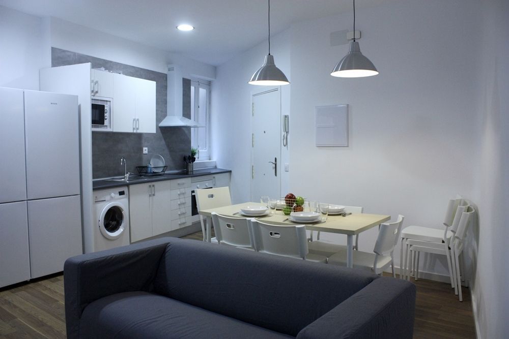 Cozy room in Valencia Street, Lavapiés