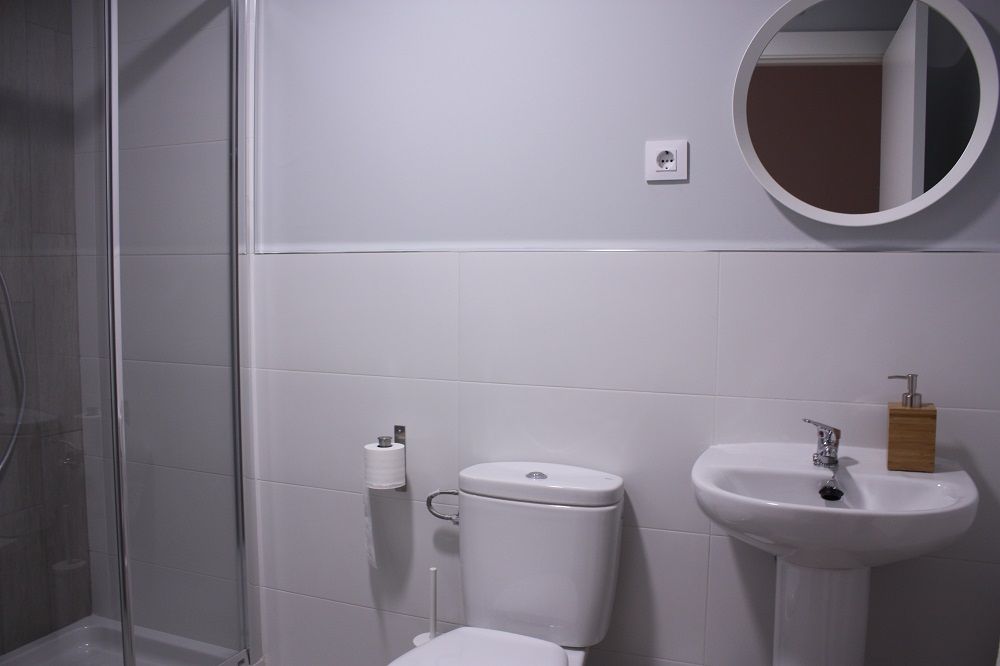 Lovely double room in Valencia Street