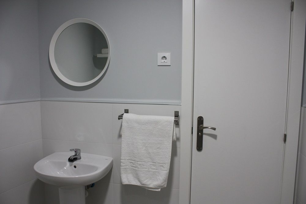 Nice single room in Valencia street