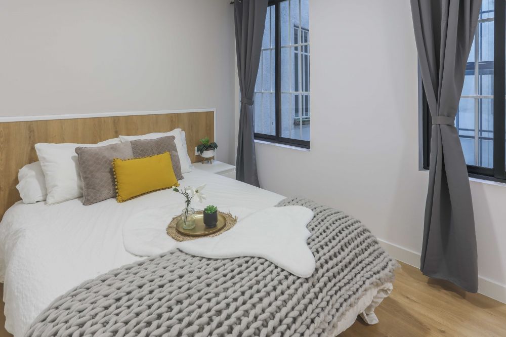 Modern double room in Ventura Rodríguez
