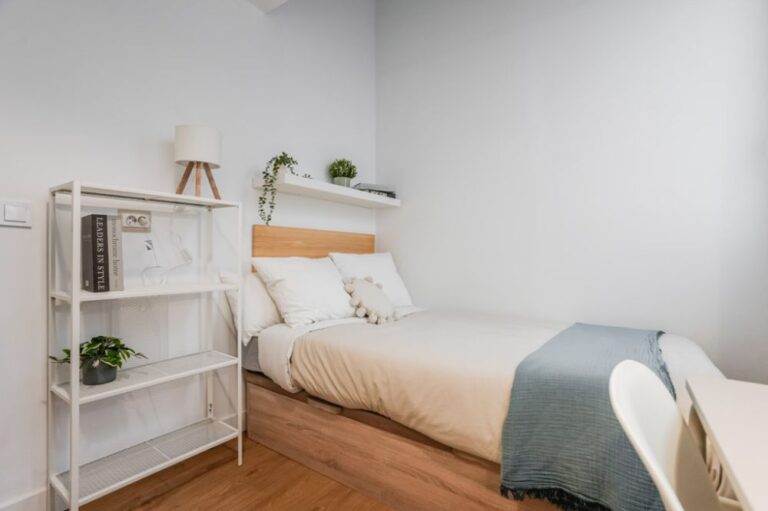 Cosy interior room in Ventura Rodriguez