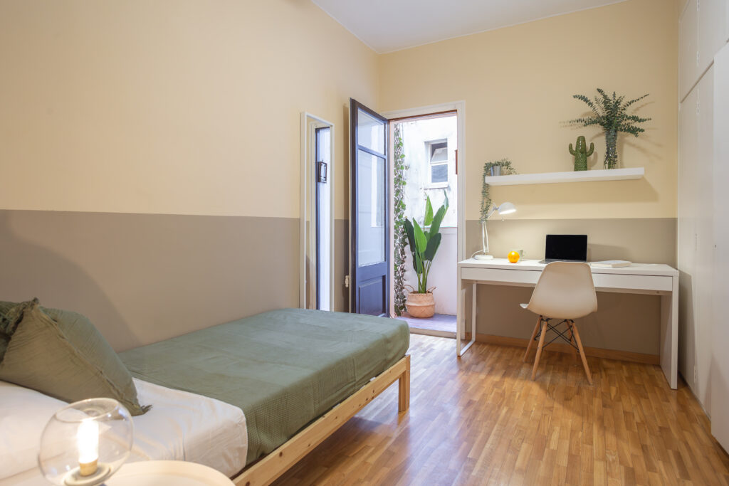 Teodora5 Habitación individual con gran armario