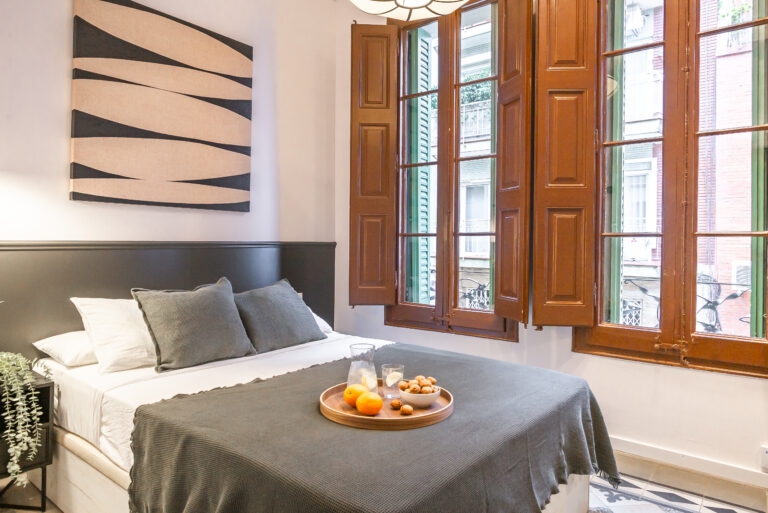 Escorial102 Habitación doble con almacenaje en Gràcia