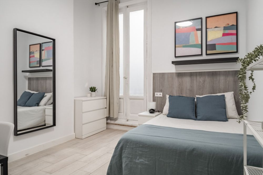 Charming room in Fuencarral