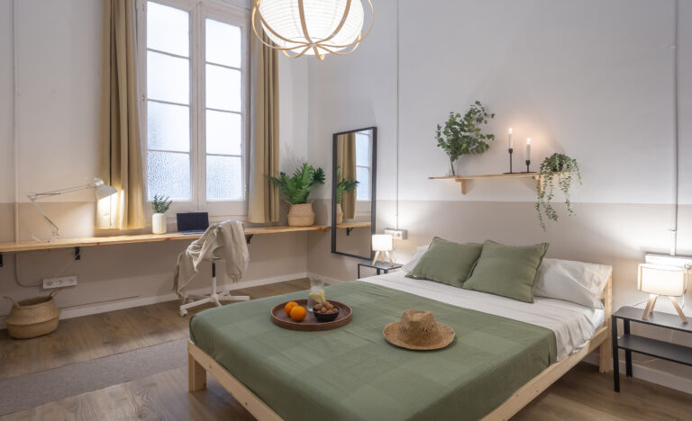 Pau1 Amplia habitación doble en el Eixample